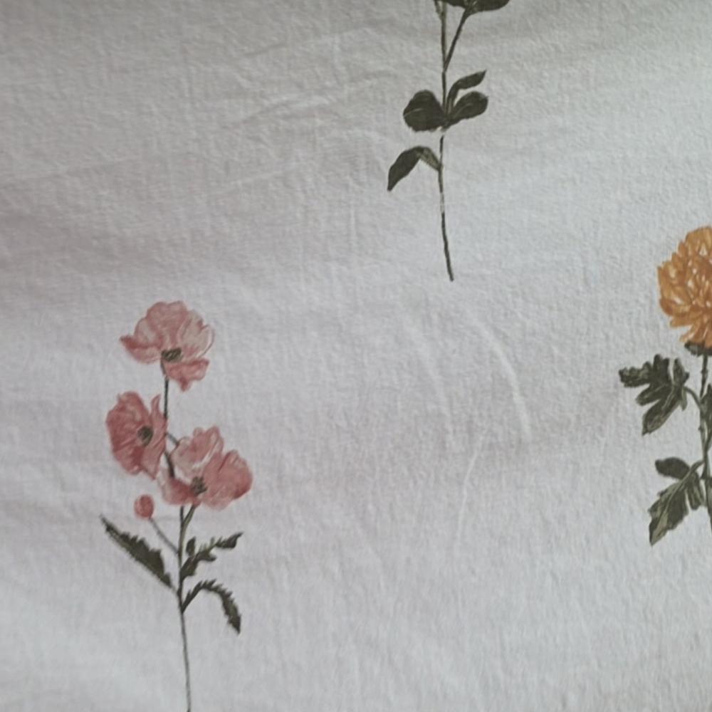 CLEARANVE NWOT Classic Cotton Shabby Outer Flower Shower Curtain Never Used - Picture 7 of 10